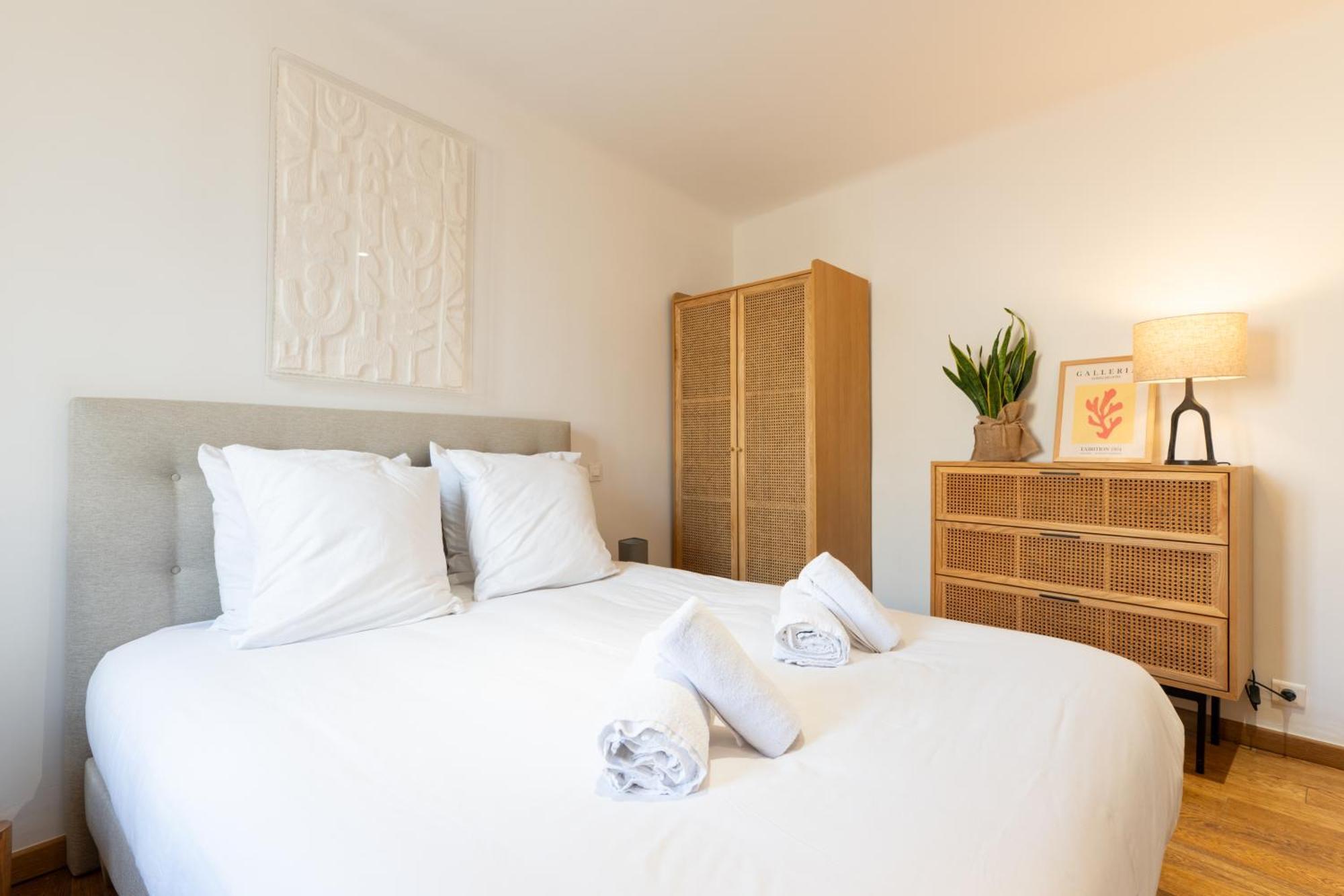 Appartement Place Des Lices Saint Tropez Bagian luar foto
